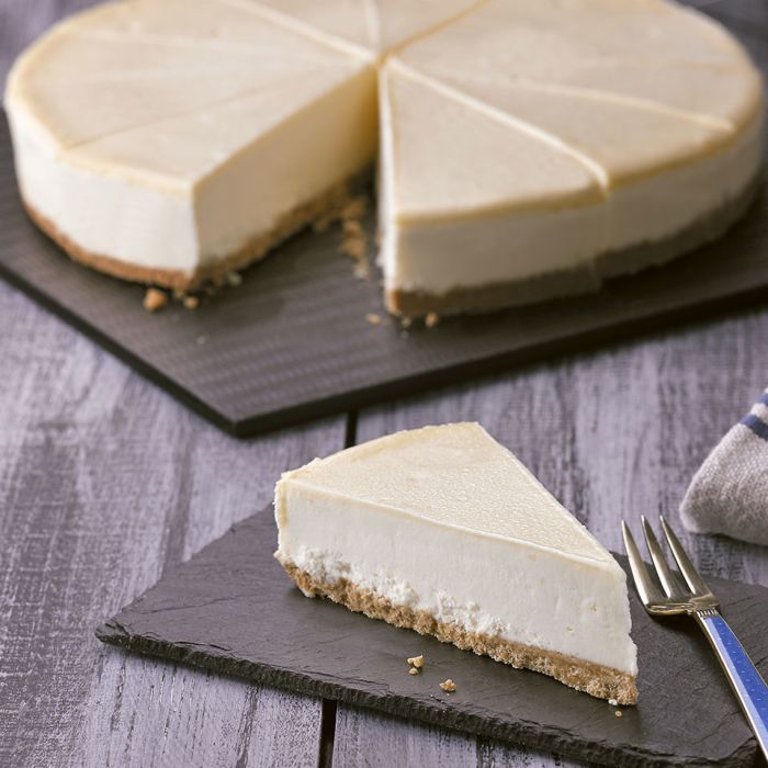 Mademoiselle Deep & Creamy Cheesecake (Pre-portioned x 12) -1x1.76kg